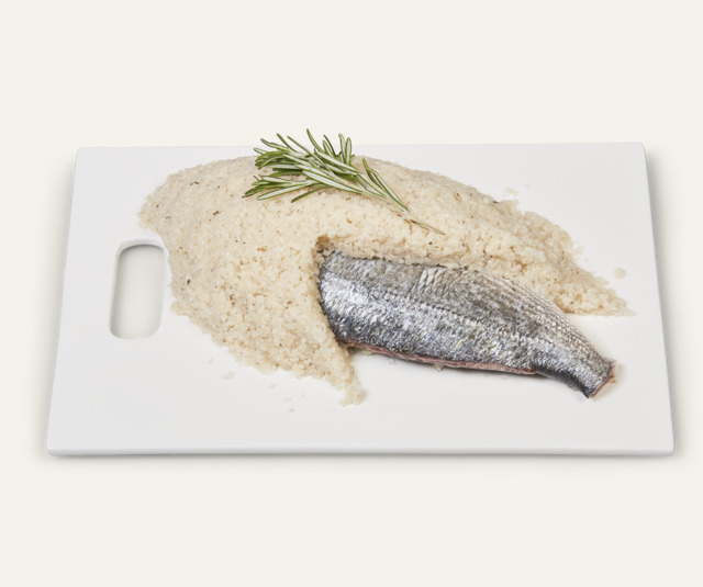 Dorade royale en croûte de sel