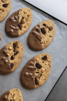 Farmhouse Egg Cookie De Nolf